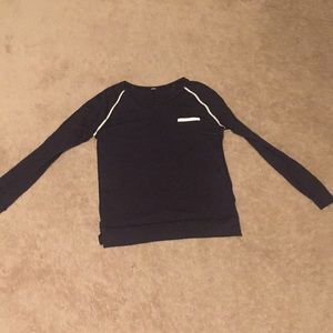 Lululemon running shirt
